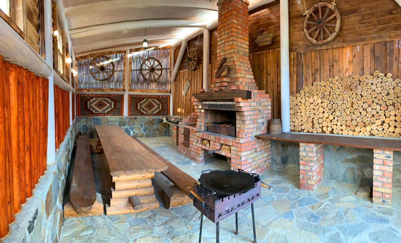 בוקובל Guest House Lileya מראה חיצוני תמונה