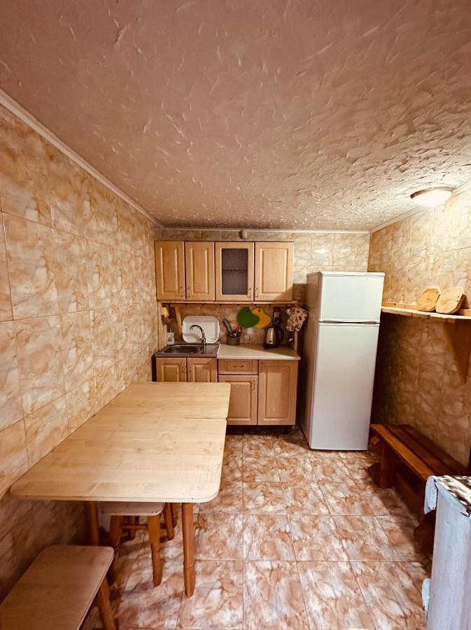 בוקובל Guest House Lileya מראה חיצוני תמונה